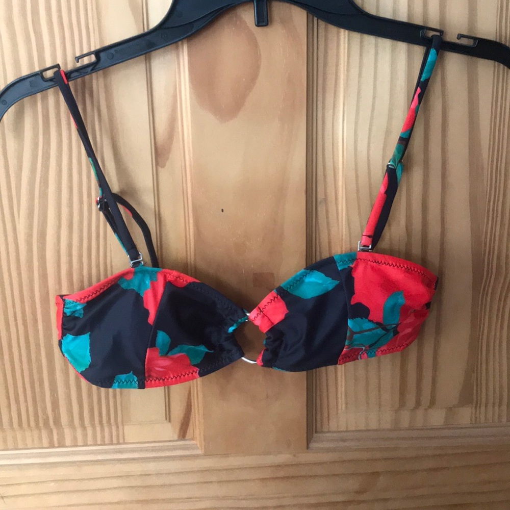 Rose bikini